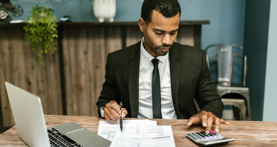 Recouvrement de créances : quels sont ses avantages et comment procéder ?